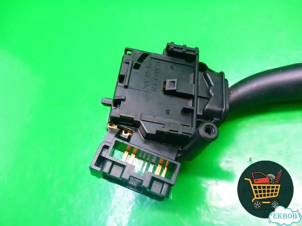 Переключатель стеклоочистителей (8465233390) Toyota Camry XV30 с 2001-2006г (Камри) фото 3