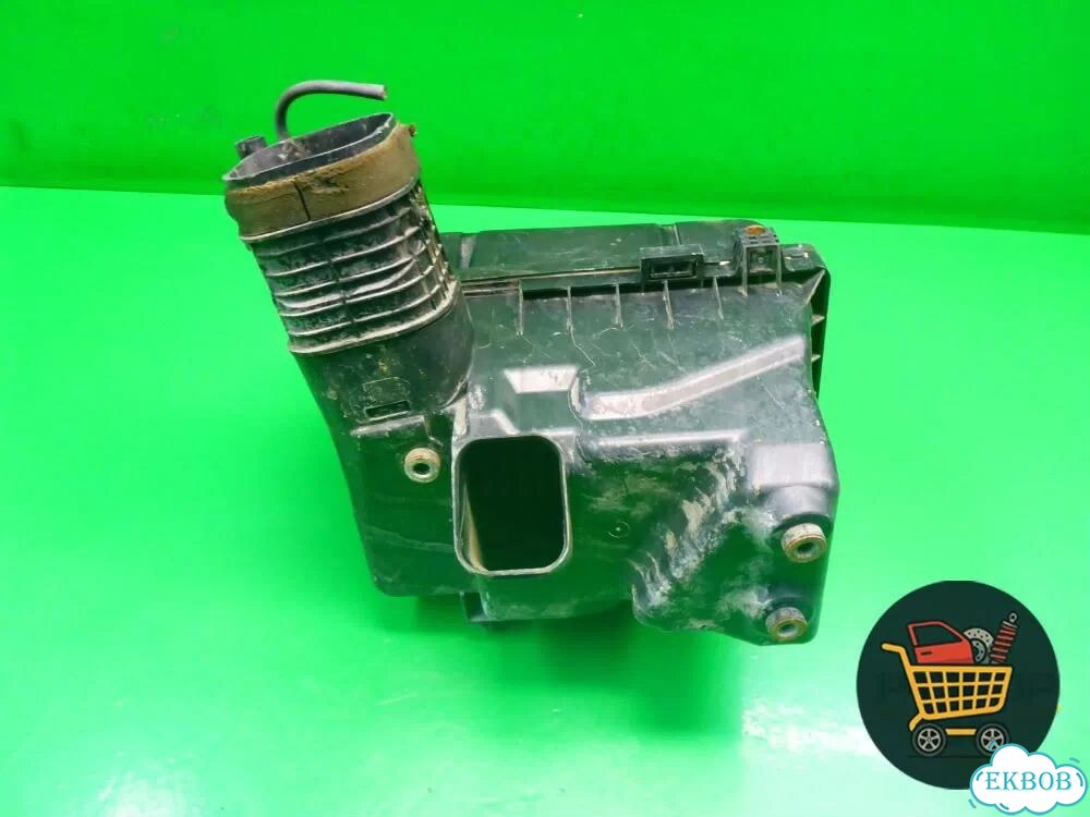 Корпус воздушного фильтра (3.0л 1MZ-FE) Toyota Camry XV30 с 2001-2006г (Камри) фото 4