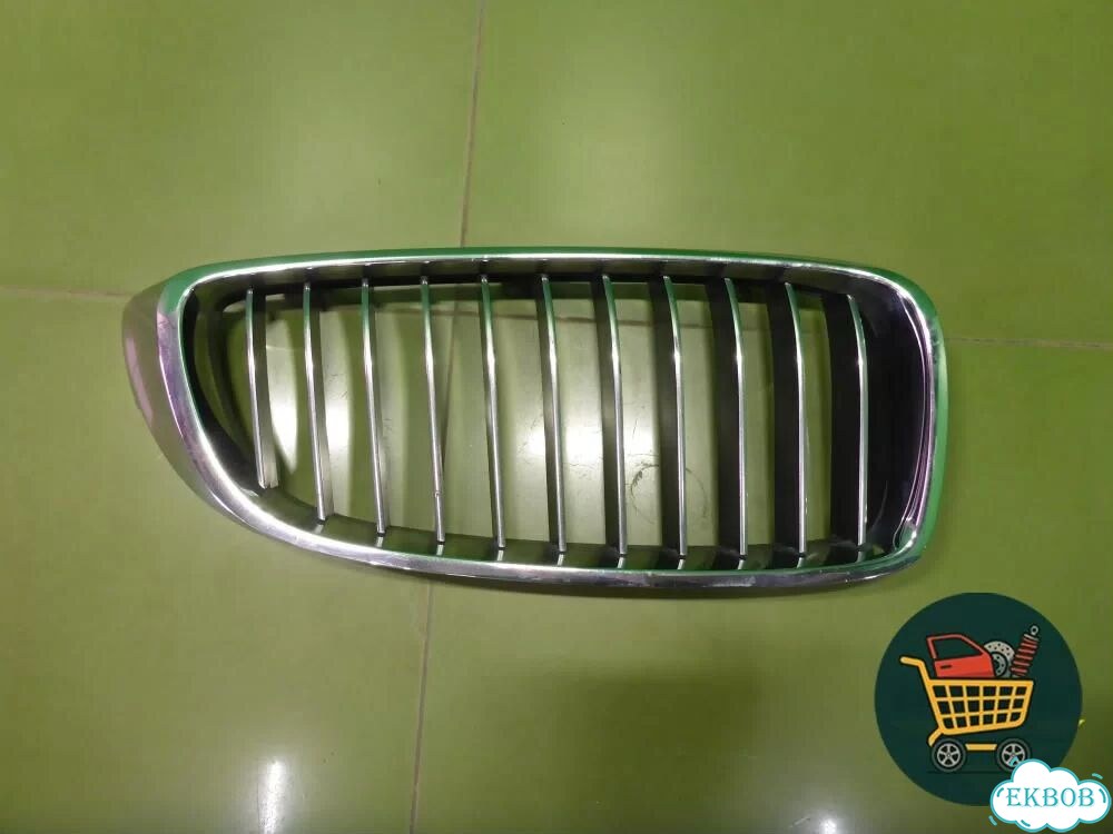 Решетка радиатора правая (51137294814) BMW 4-серия F32 с 2013-2020г фото 1