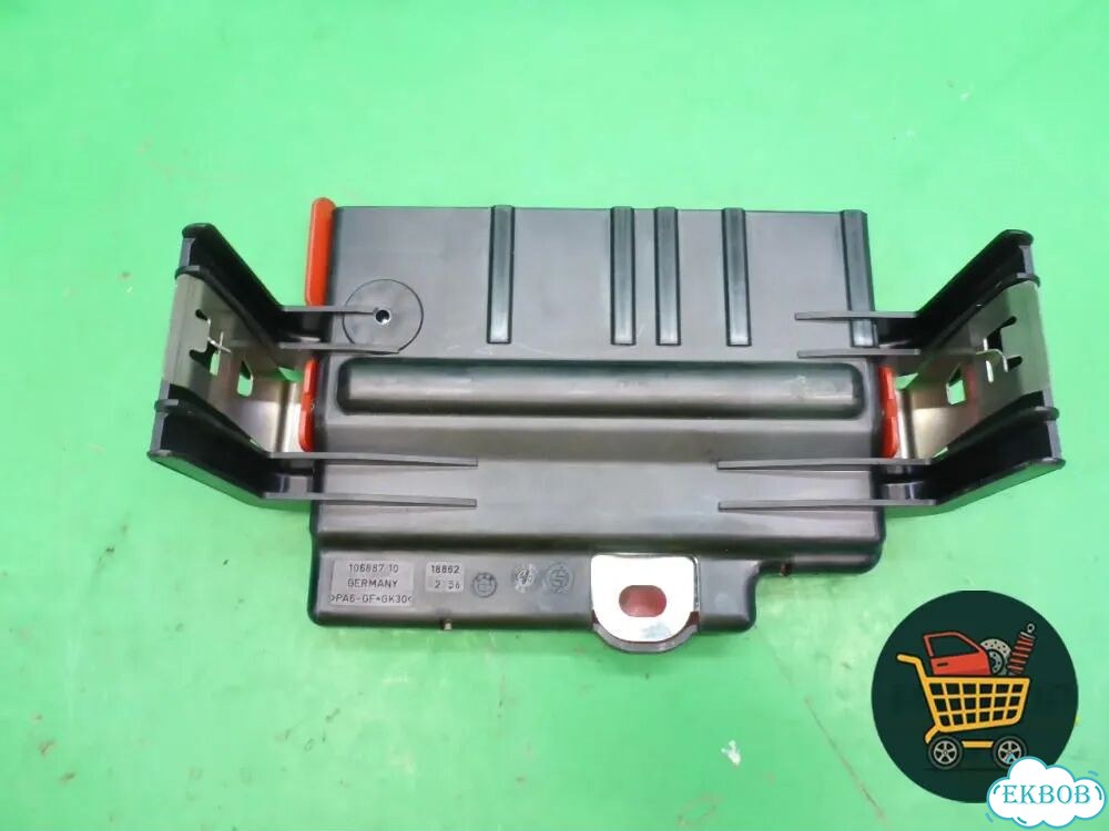 Блок предохранителей (на аккумулятор) (61149178962) BMW X6 E71 с 2008-2014г (Х6 Е71) фото 2
