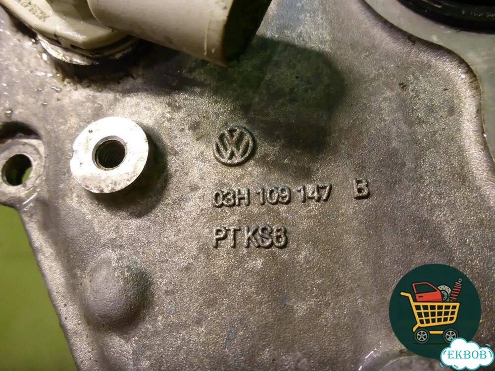 Крышка головки блока передняя (3.6л BHK) (03H109147B) Volkswagen Touareg c 2002-2010г (Туарег) фото 3