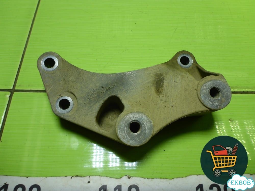Кронштейн кпп левый (13185906) Opel Corsa D с 2006-2014г (Корса Д) фото 1
