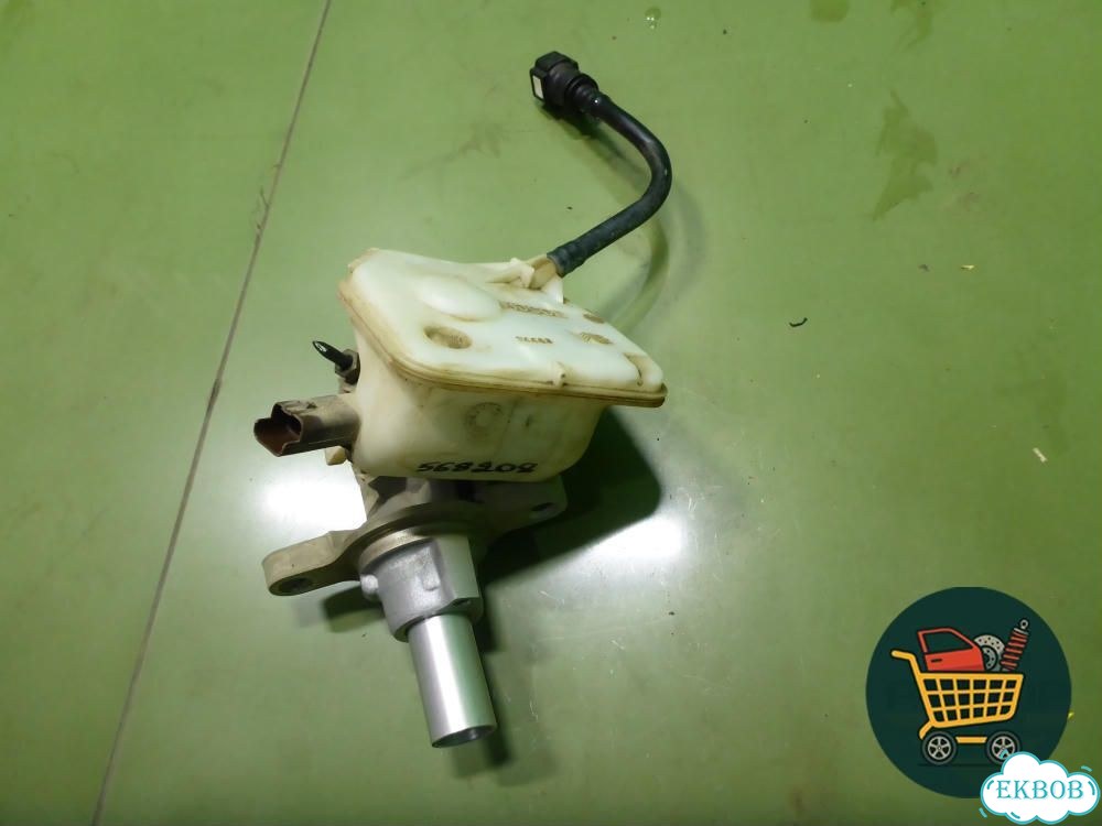 Цилиндр тормозной главный Peugeot 408 с 2012г фото 1