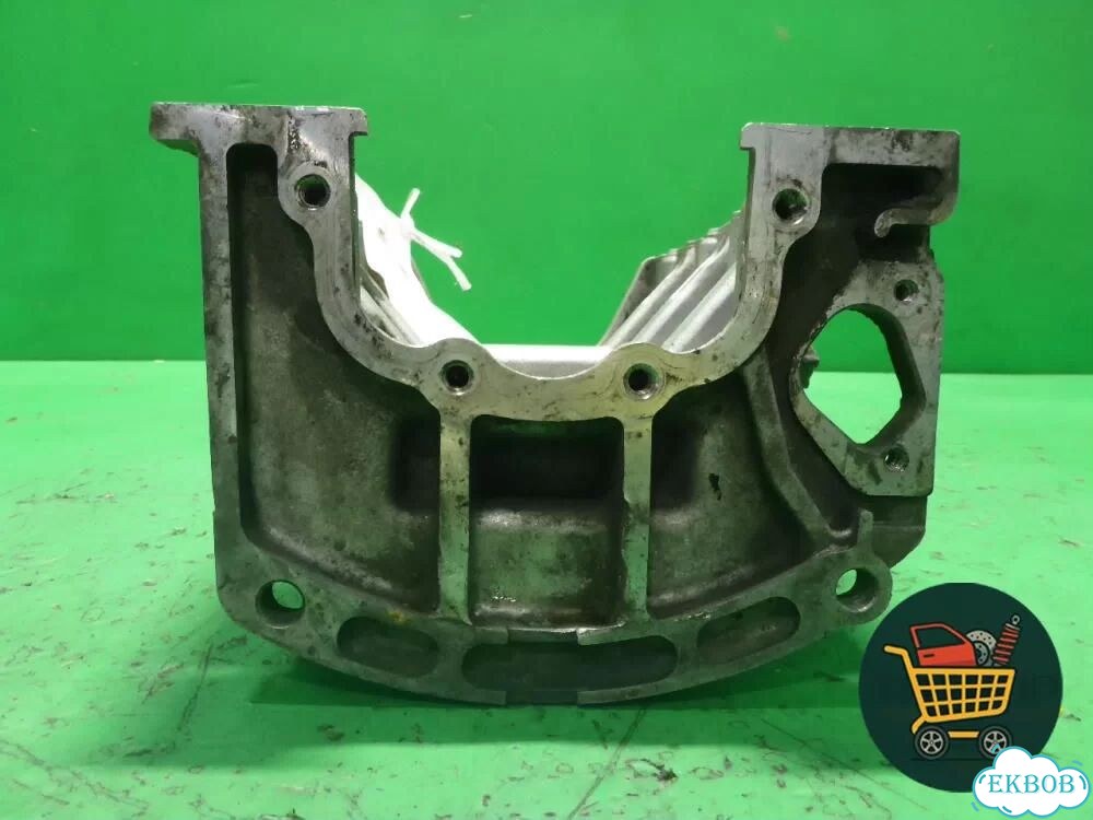Поддон двигателя масляный (1.8л TDI верхняя часть) (6G9Q6U003AA) Ford Focus 2 с 2008-2011г (Фокус) фото 6