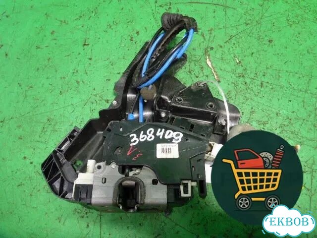 Замок двери задней левой (4 контакта) (A2047300335) Mercedes Benz C-Klass W204 с 2007-2014г (Ц) фото 1
