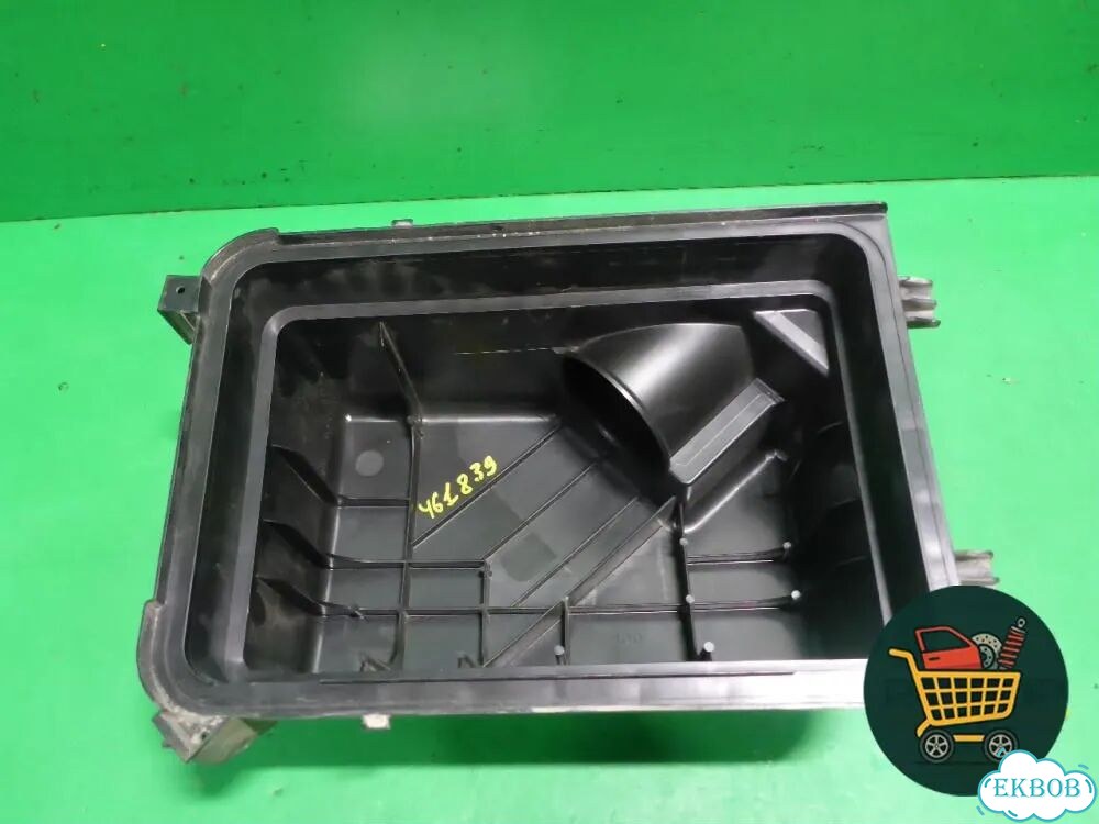 Корпус воздушного фильтра (верхняя часть) (1770536060) Toyota Camry XV50 с 2011-2018г (Камри) фото 3