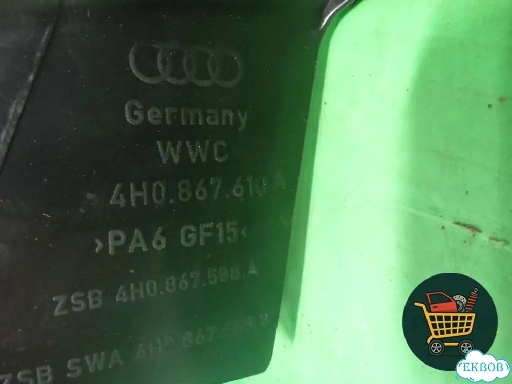 Накладка двери передней правой (на рамку) (4H0867610A) Audi A8 с 2009-2017г (А8) фото 4