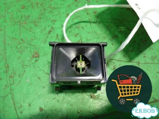 Датчик температуры воздуха (в салоне) (3D0907542) Volkswagen Phaeton с 2002-2014г (Фаетон) фото 1