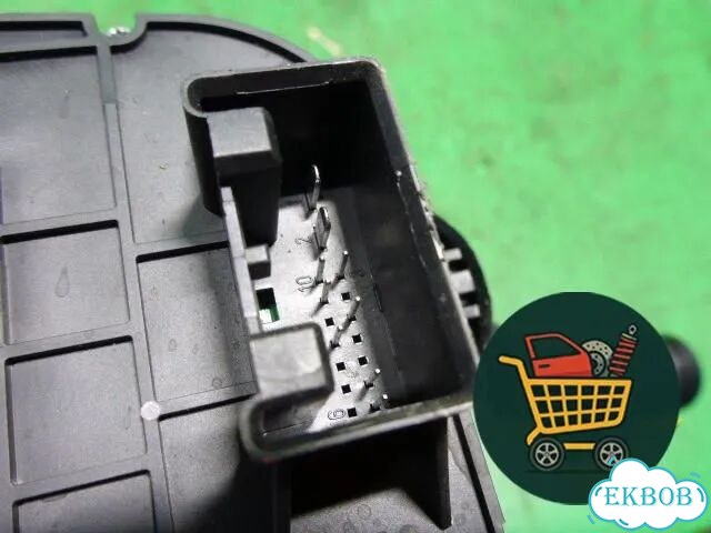 Переключатель подрулевой в сборе Volkswagen Touareg c 2002-2010г (Туарег) фото 4