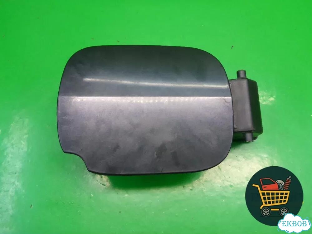 Лючок бензобака (8200389403 8200383466) Renault Clio с 2005-2012г (Клио) фото 1