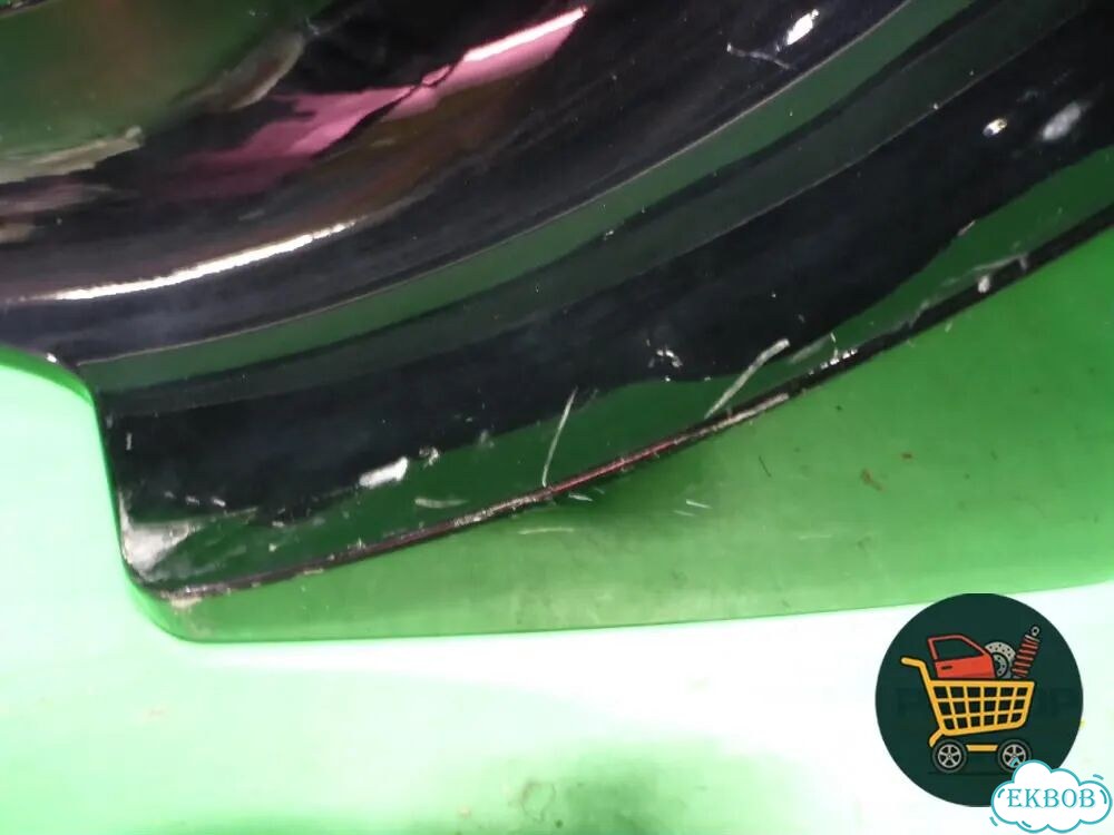 Накладка двери багажника нижняя правая (7680542010) Toyota Rav-4 с 2006-2013г (Рав 4) фото 1