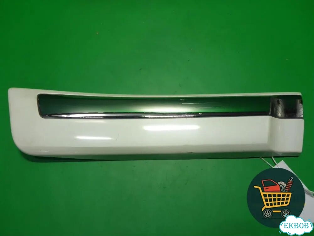 Накладка двери задней правой (после 2012г) (7507560120) Toyota Land Cruiser (200) с 2008г (Ленд Круз фото 1
