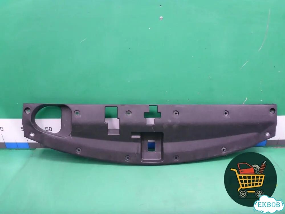 Накладка декоративная на переднюю панель (86362B8000) Hyundai Grand Santa Fe с 2012-2018г (Гранд Сан фото 1