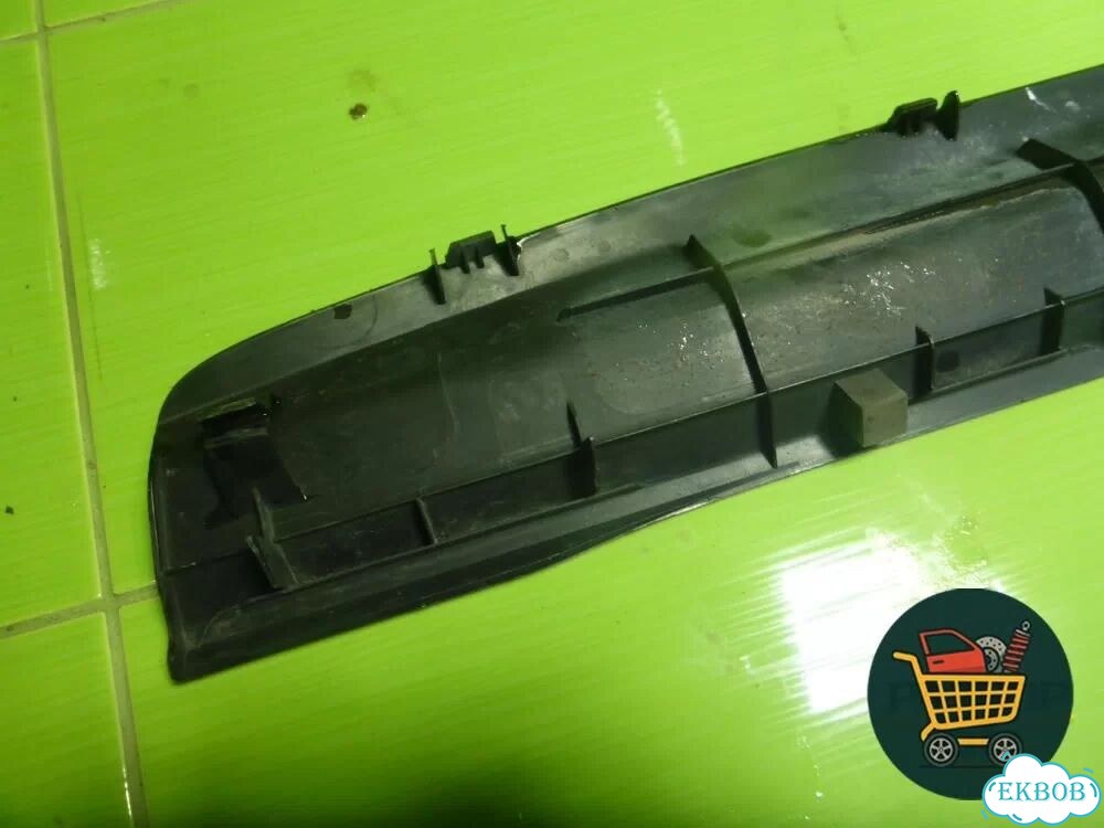 Накладка заднего бампера (верхняя) (5217960050) Toyota Land Cruiser Prado(150) с 2009г (Ленд Крузер фото 1