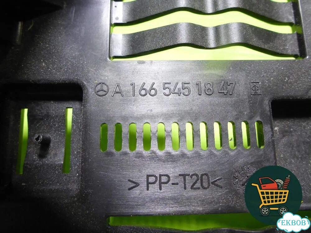 Кронштейн блока электронного (A1665451847) Mercedes Benz ML-Klass W166 c 2011г (мл) фото 3