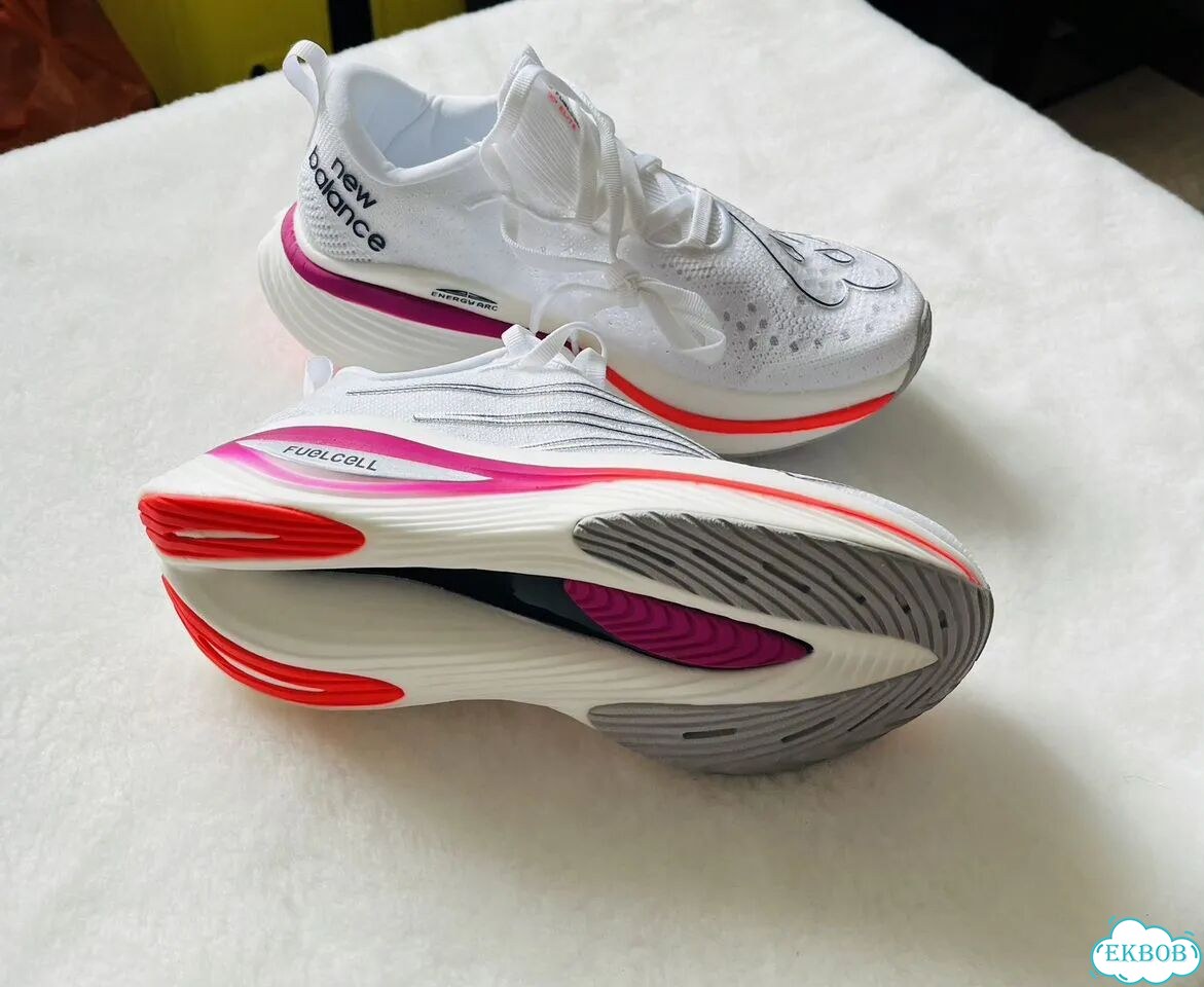 Кроссовки женские new balance фото 3