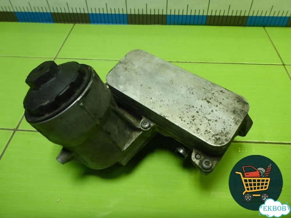 Корпус масляного фильтра (2.5л BAC) (070115389E) Volkswagen Touareg c 2002-2010г (Туарег) фото 3