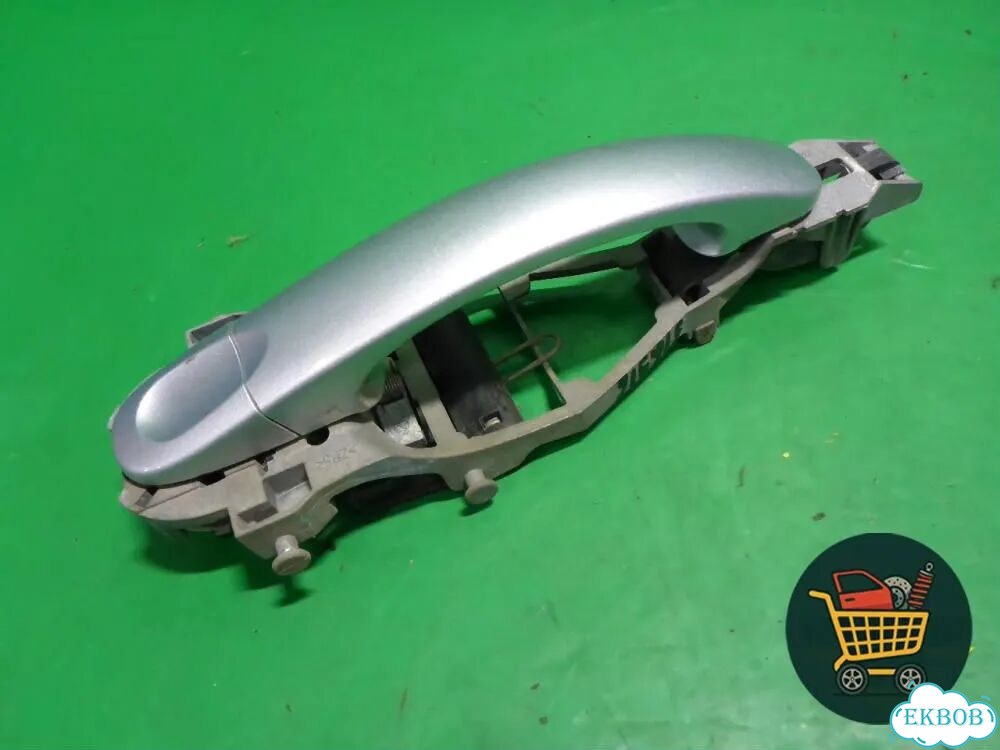 Ручка наружная двери задней правой (1K0837866A) Volkswagen Jetta с 2005-2011г (Джетта) фото 2