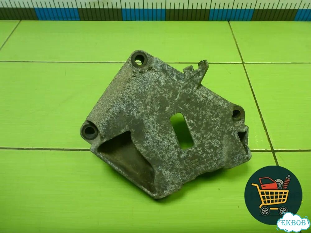 Кронштейн двигателя правый (1.2л Z12XEP) (13130728) Opel Corsa D с 2006-2014г (Корса Д) фото 3