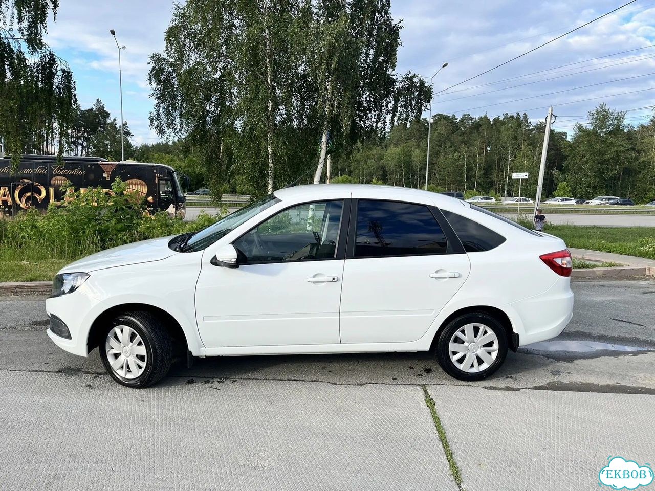 ВАЗ (LADA) Granta 1.6 MT, 2023, 50 000 км фото 2