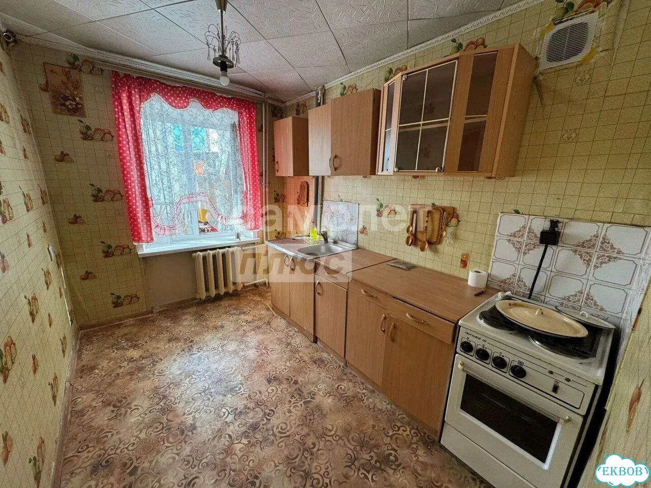 2-к. квартира, 52 м², 2/3 эт. фото 2