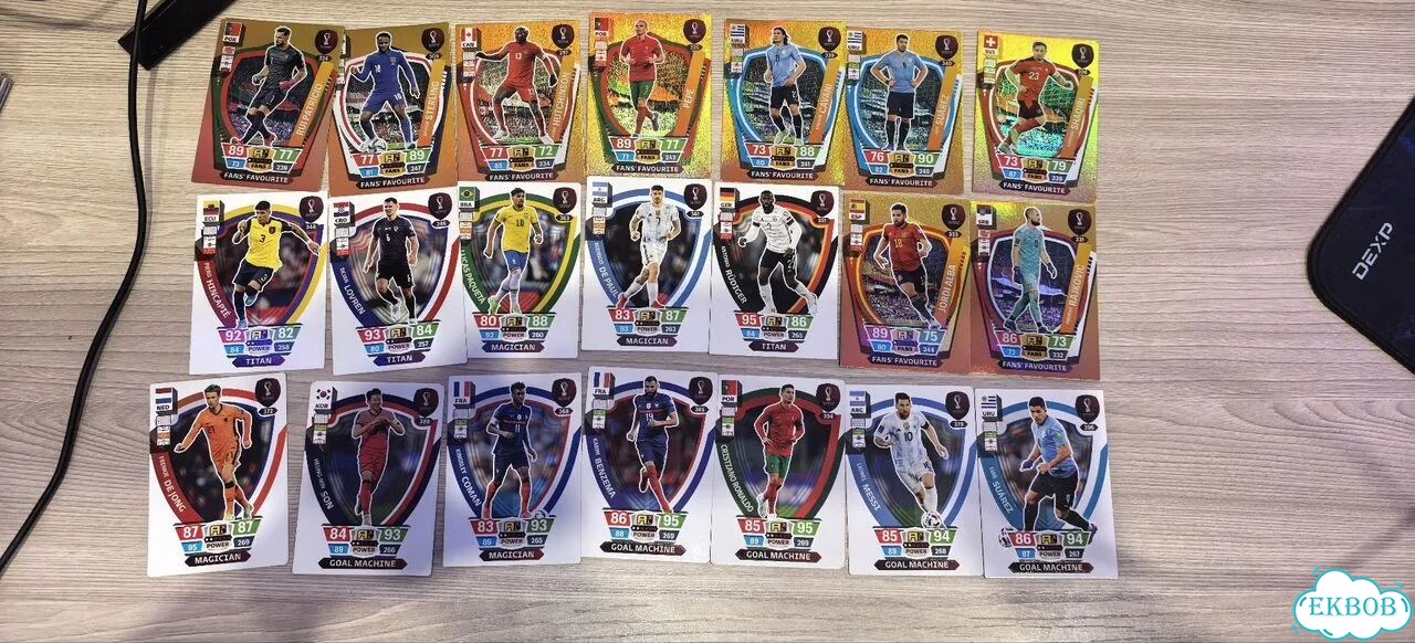 Карточки panini adrenalyn xl 2022 фото 4
