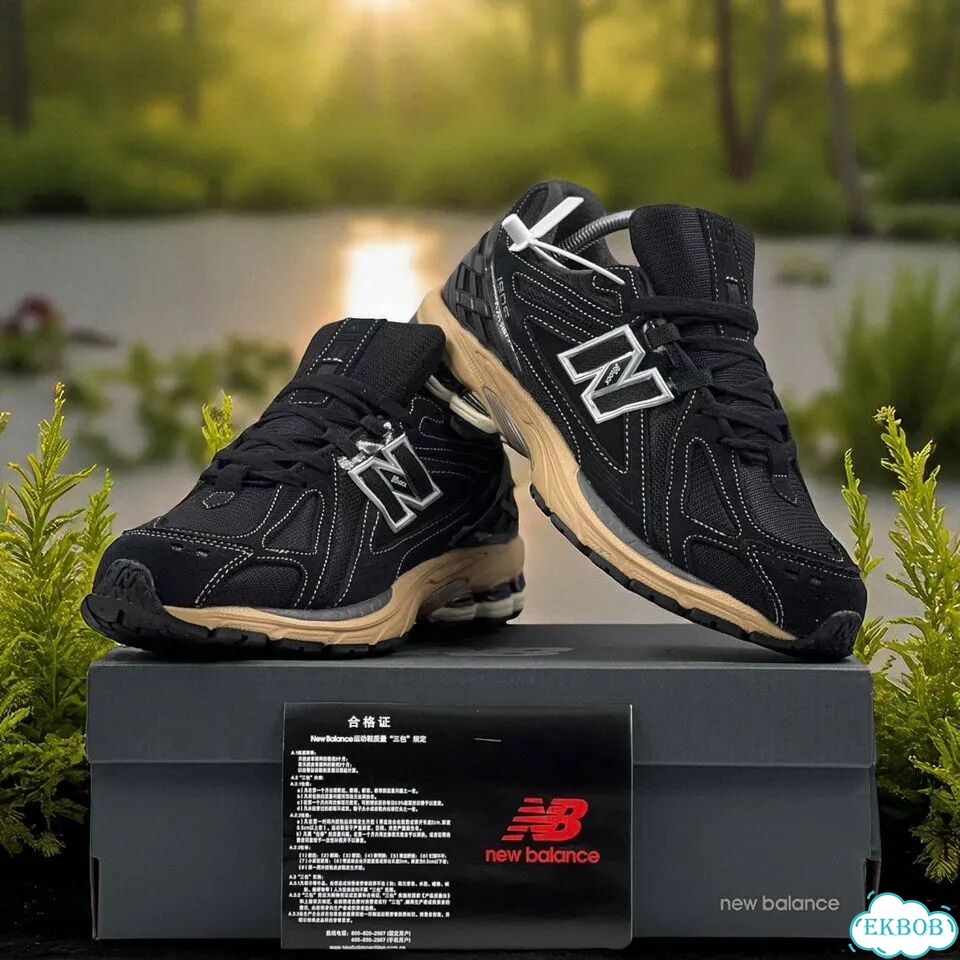 New Balance 1906R. Технологичный черный, топ фото 4
