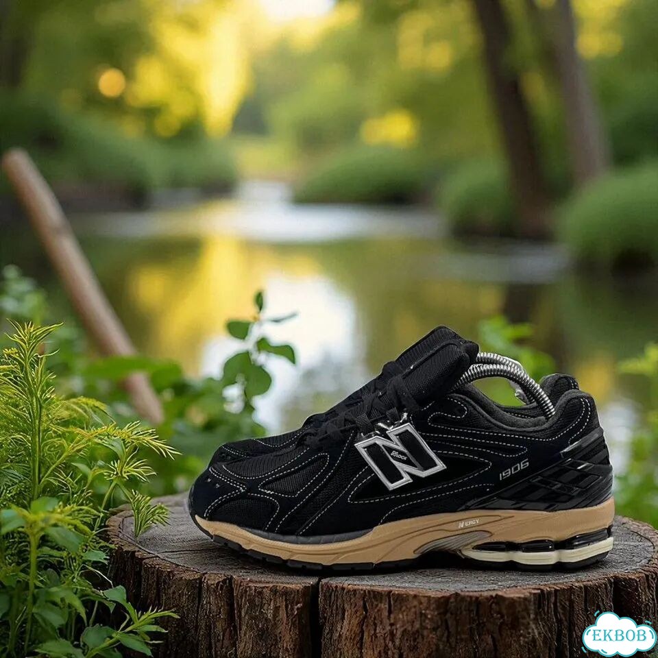 New Balance 1906R. Технологичный черный, топ фото 5