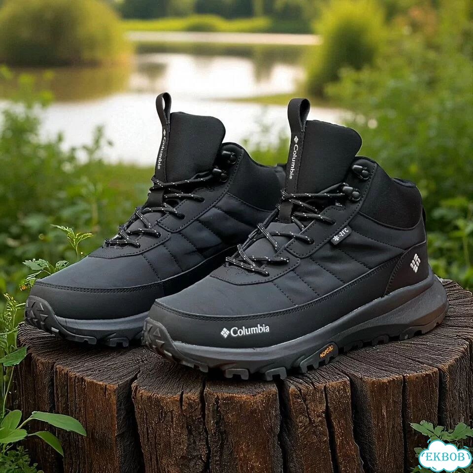 Columbia Gore-Tex. Черные вездеходы, лужи мимо фото 5