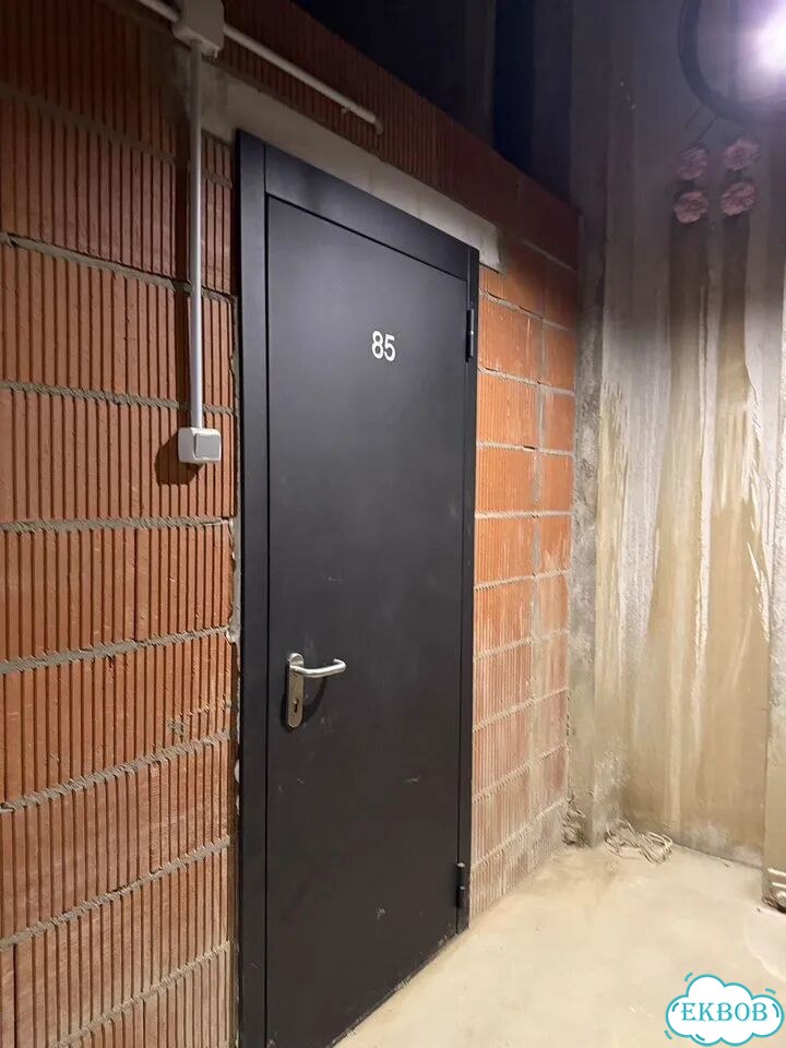 Машиноместо, 10 м² фото 1