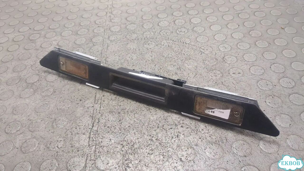 Подсветка номера Audi A6 (C6) фото 1