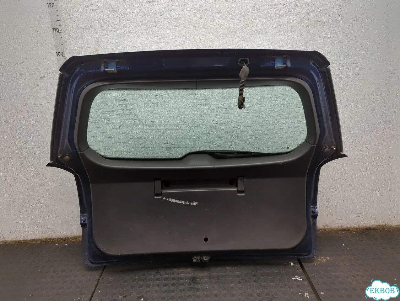 Крышка багажника Opel Astra H фото 11