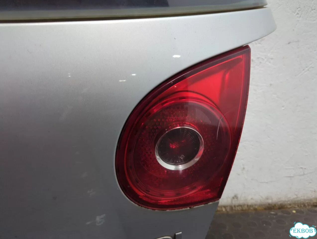 Крышка багажника Volkswagen Golf 5 фото 6
