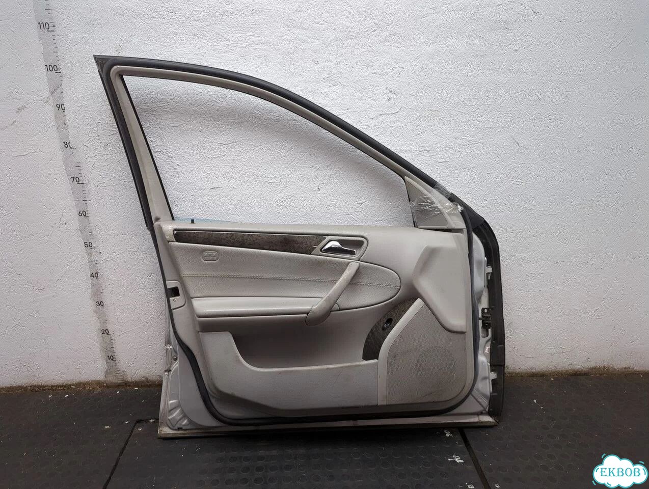 Дверь боковая левая передняя Mercedes C W203 фото 10