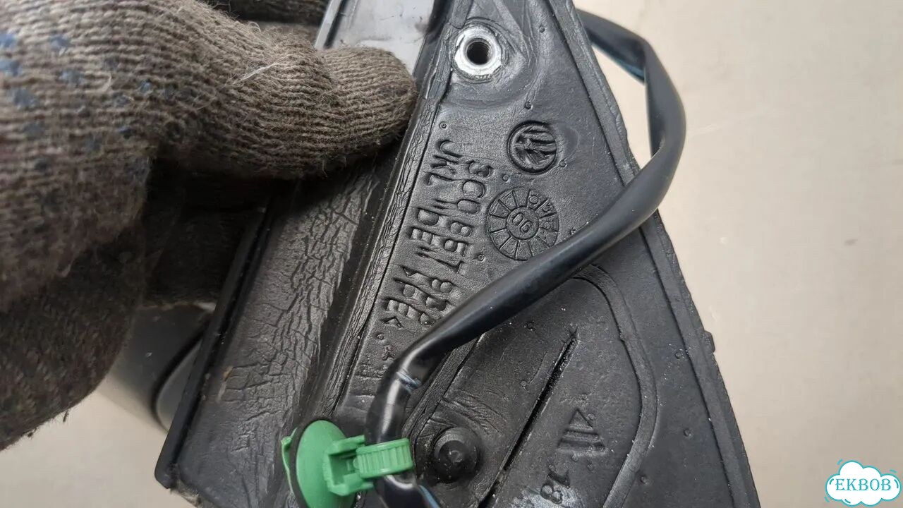 Зеркало боковое левое Volkswagen Passat 6 фото 2