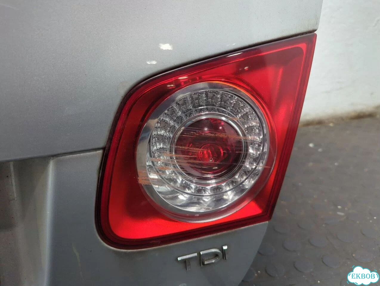 Крышка багажника Volkswagen Jetta 5 фото 5