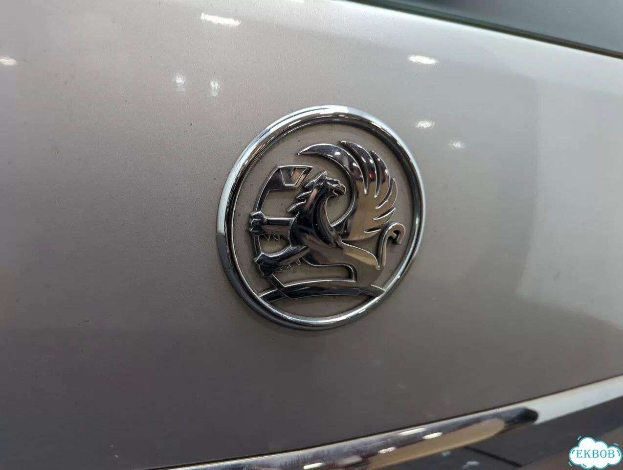 Крышка багажника Opel Zafira B фото 5