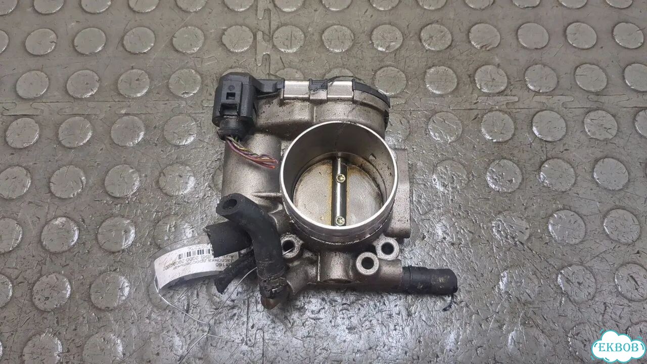 Заслонка дроссельная Audi A4 (B6) фото 1