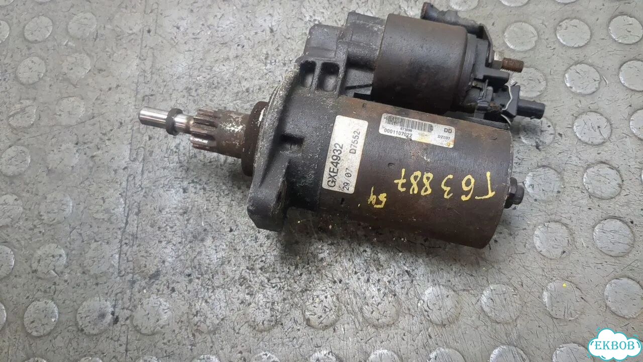 Стартер Volkswagen Beetle фото 1