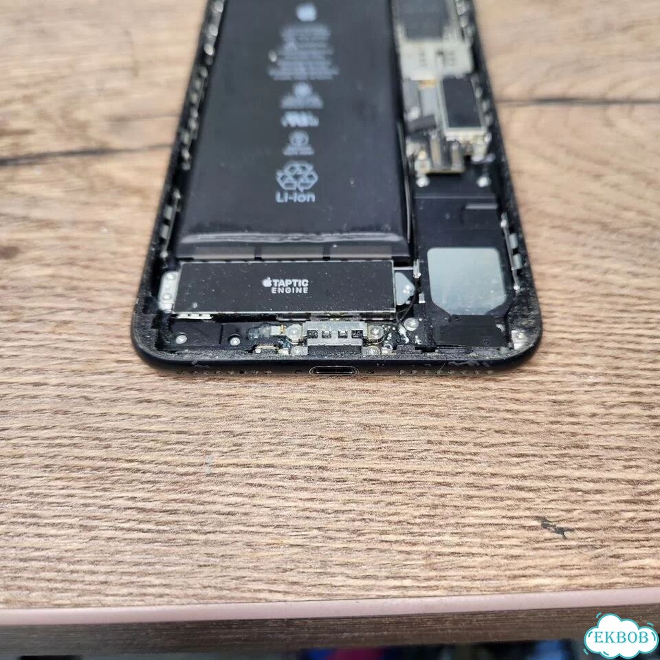 Корпус iPhone 7 Plus черный фото 3