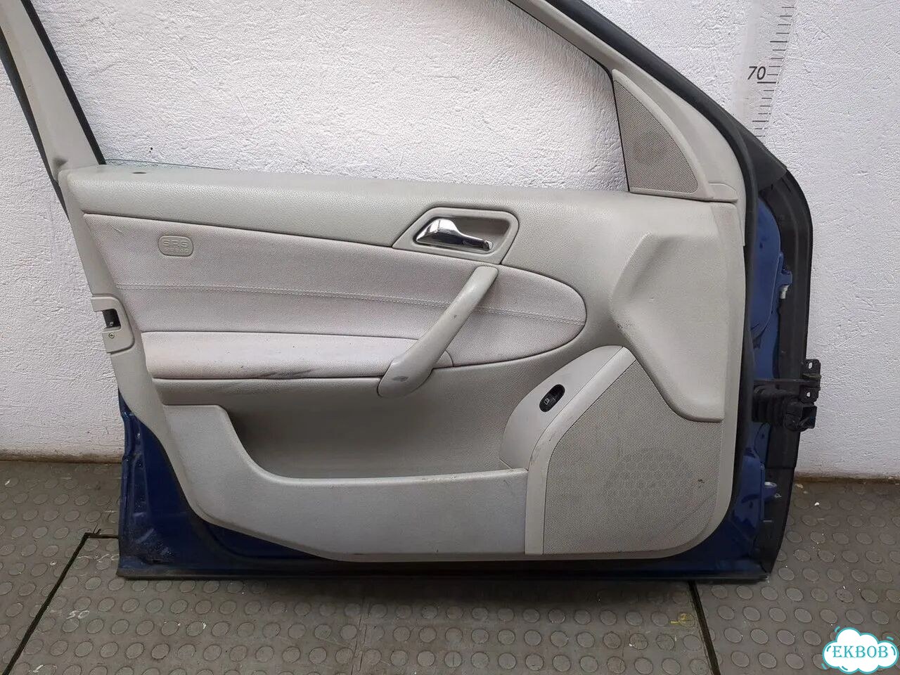 Дверь боковая левая передняя Mercedes C W203 фото 11