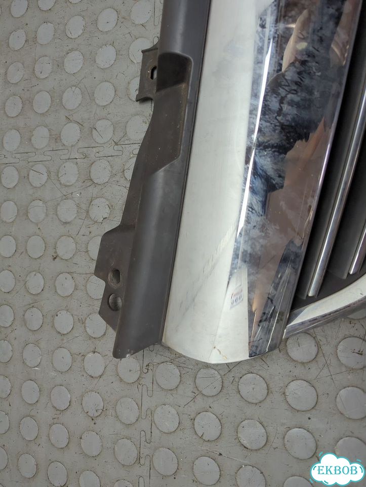 Решетка радиатора Opel Zafira B фото 4