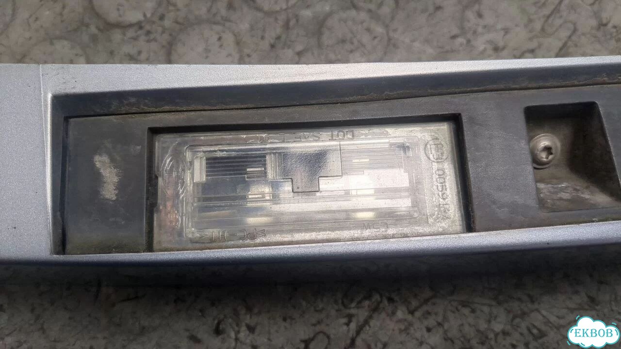 Подсветка номера BMW X3 E83 фото 3