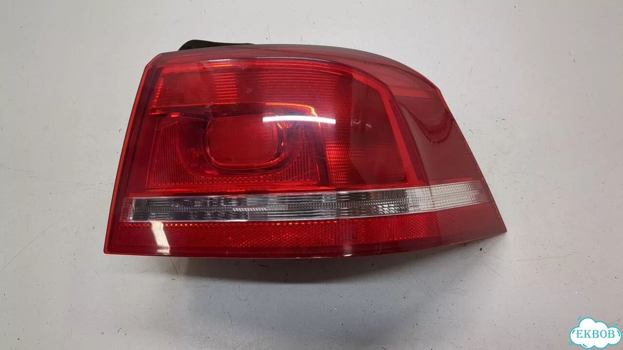 Фонарь (задний) правый Volkswagen Passat 7 Европа фото 1