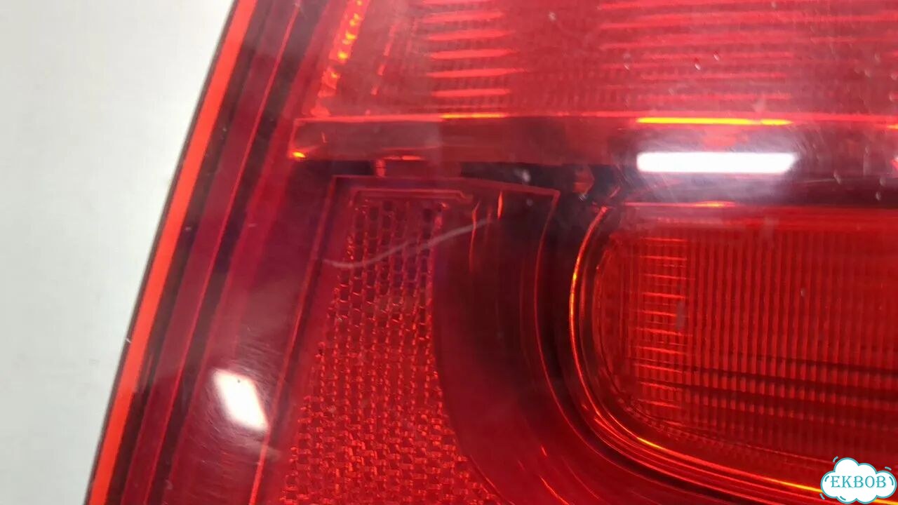 Фонарь (задний) правый Volkswagen Passat 7 Европа фото 3