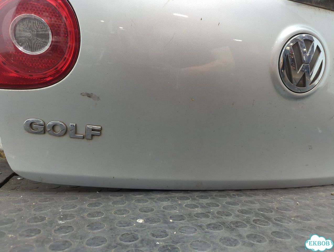 Крышка багажника Volkswagen Golf 5 фото 8