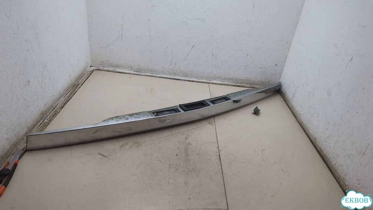 Подсветка номера Opel Zafira B фото 5