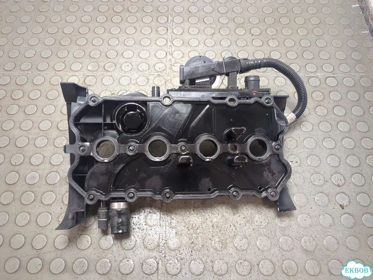 Крышка клапанная двс Volkswagen Passat 6 фото 2