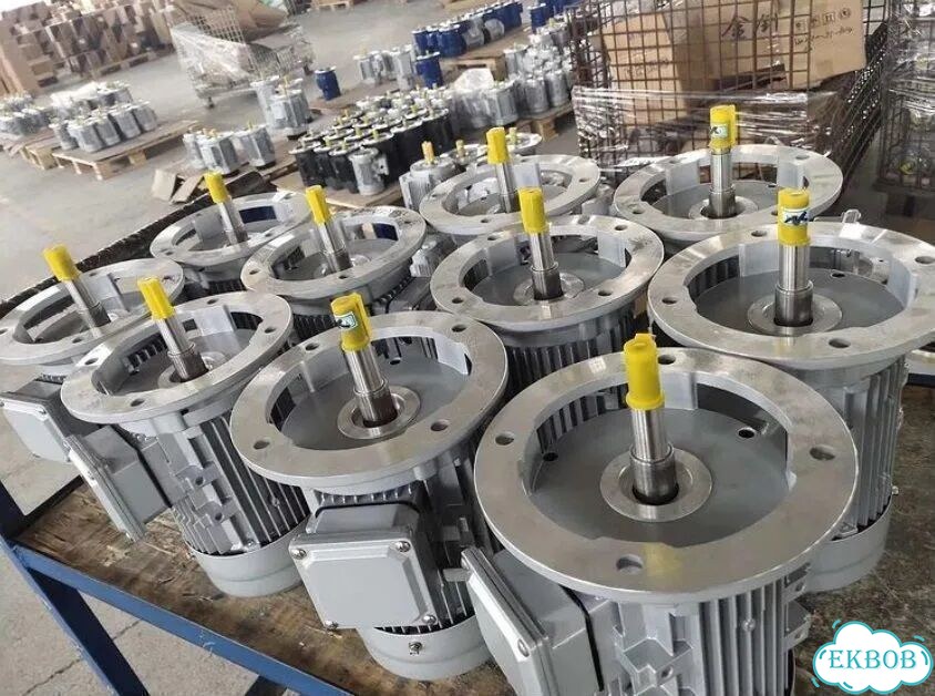 Электродвигатель аир 250М8 45кВт 750об новый фото 6