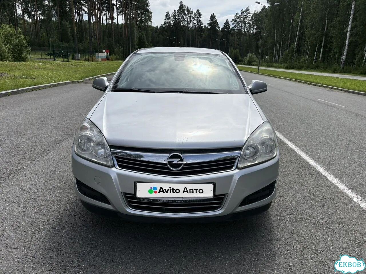 Opel Astra 1.8 AT, 2010, 191 251 км фото 2